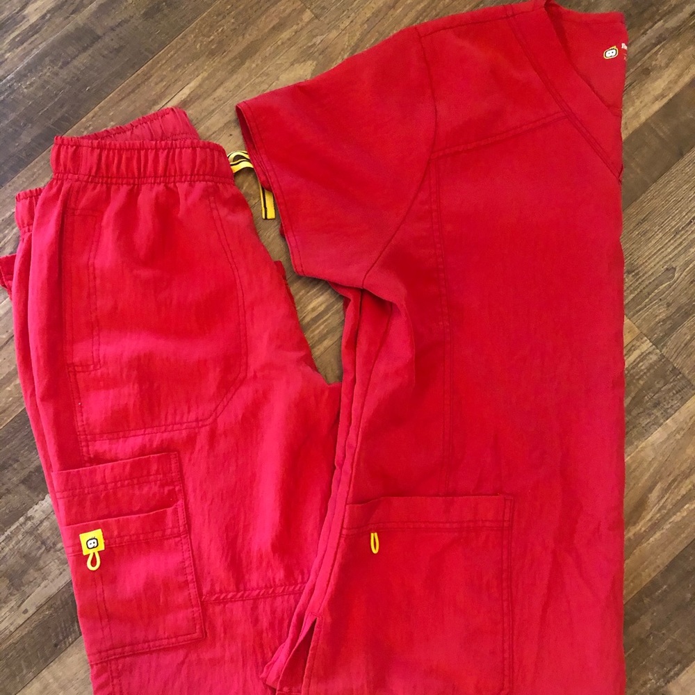 WonderWink 4 stretch scrub set